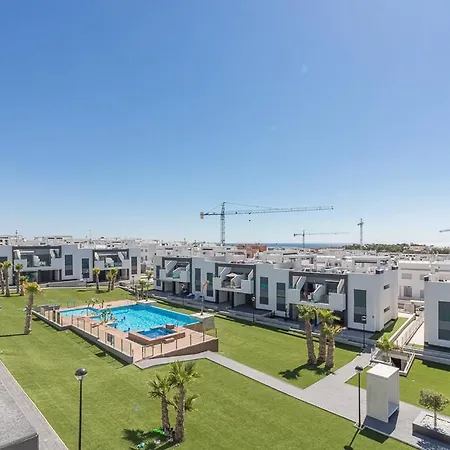Calle Bullas Topfloor 公寓 托雷维耶哈
